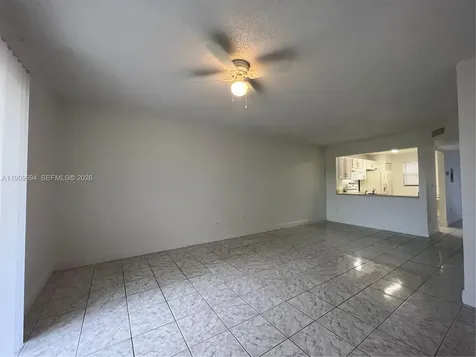 842 NE 209th Street Miami FL 33179