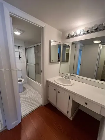 20301 W Country Club Drive Aventura FL 33180