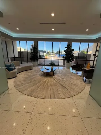20301 W Country Club Drive Aventura FL 33180