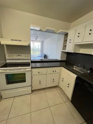 20301 W Country Club Drive Aventura FL 33180