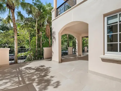 19116 Fisher Island Drive Miami Beach FL 33109