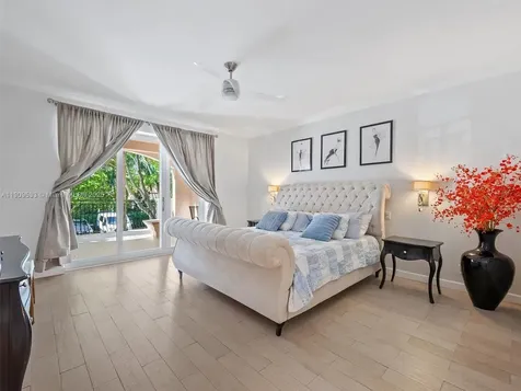 19116 Fisher Island Drive Miami Beach FL 33109