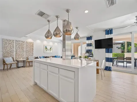 19116 Fisher Island Drive Miami Beach FL 33109