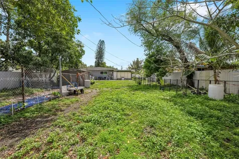 6221 SW 26th Street Miramar FL 33023