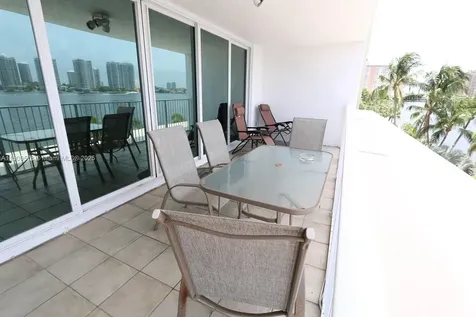 17800 N Bay Road Sunny Isles Beach FL 33160