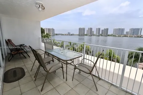 17800 N Bay Road Sunny Isles Beach FL 33160