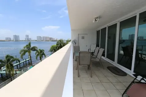 17800 N Bay Road Sunny Isles Beach FL 33160