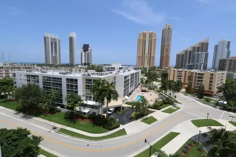 17800 N Bay Road Sunny Isles Beach FL 33160