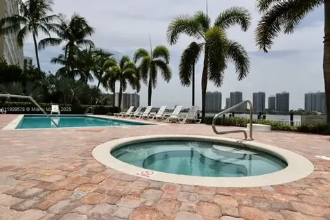 17800 N Bay Road Sunny Isles Beach FL 33160