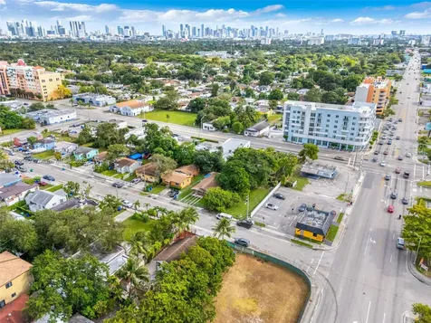 1621 NW 55th Street Miami FL 33142