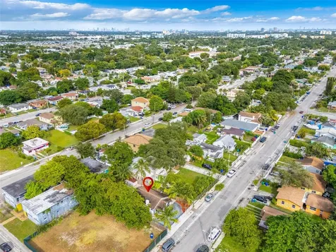 1621 NW 55th Street Miami FL 33142