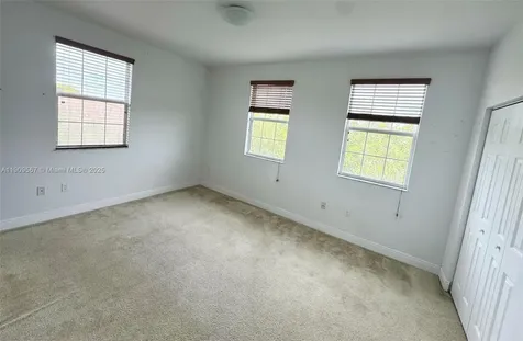809 SW 147 Avenue Pembroke Pines FL 33027