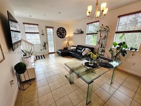 809 SW 147 Avenue Pembroke Pines FL 33027