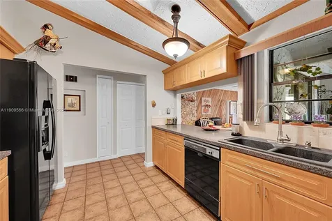 9421 NW 46th Court Sunrise FL 33351