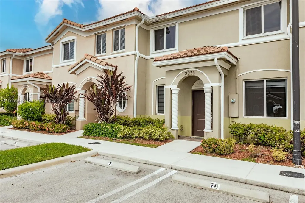 2333 SE 10th Street Homestead FL 33035