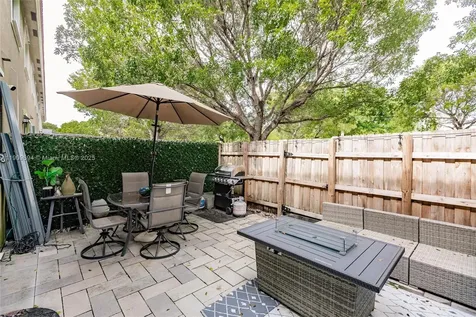 2333 SE 10th Street Homestead FL 33035