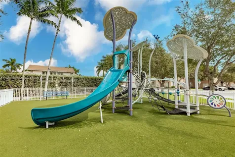 2333 SE 10th Street Homestead FL 33035