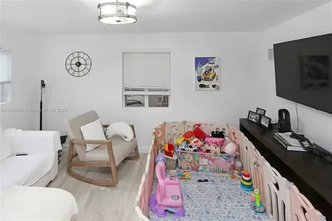 6521 SW 31st Street Miami FL 33155