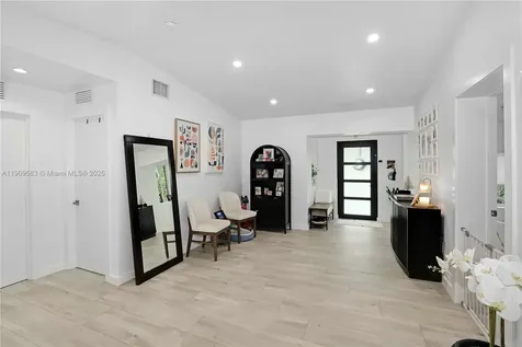 6521 SW 31st Street Miami FL 33155