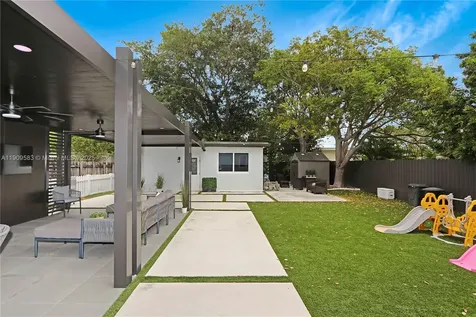 6521 SW 31st Street Miami FL 33155