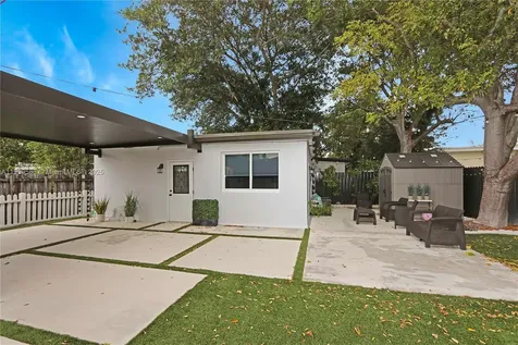 6521 SW 31st Street Miami FL 33155