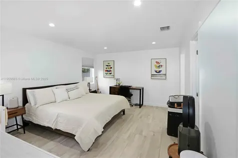 6521 SW 31st Street Miami FL 33155