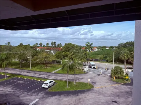 8200 SW 210th Street Cutler Bay FL 33189