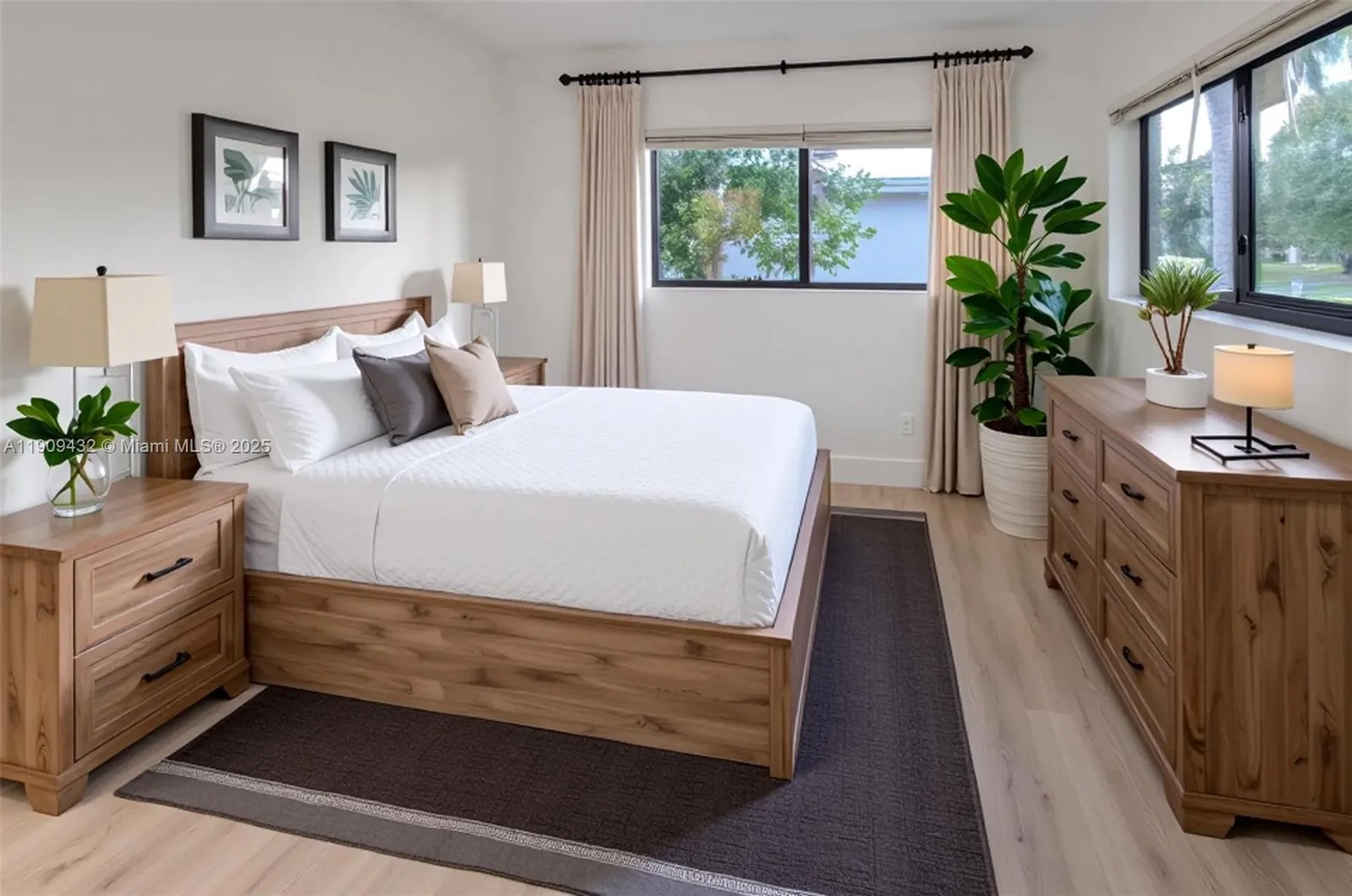 552 W Evanston Circle Fort Lauderdale FL 33312