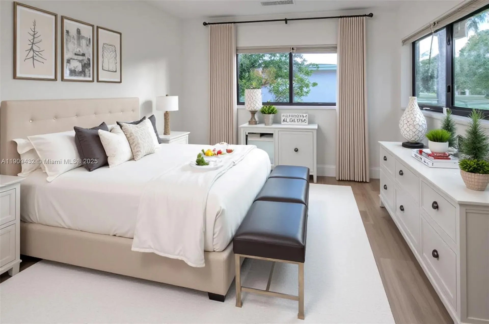 552 W Evanston Circle Fort Lauderdale FL 33312