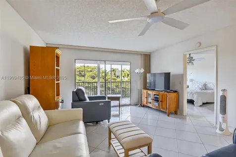 13105 SW 16th Court Pembroke Pines FL 33027