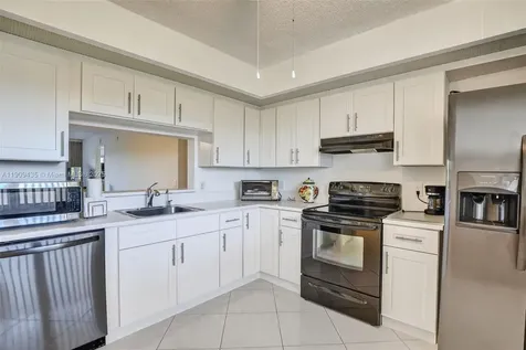 13105 SW 16th Court Pembroke Pines FL 33027