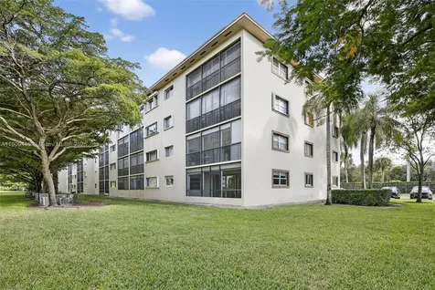 13105 SW 16th Court Pembroke Pines FL 33027