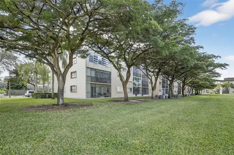 13105 SW 16th Court Pembroke Pines FL 33027
