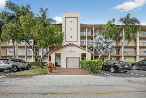 13105 SW 16th Court Pembroke Pines FL 33027