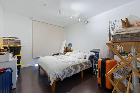 17500 N Bay Road Sunny Isles Beach FL 33160