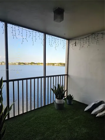 114 Lake Emerald Drive Oakland Park FL 33309