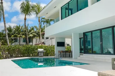 7720 Miami View Drive North Bay Village FL 33141