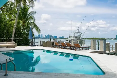 7720 Miami View Drive North Bay Village FL 33141