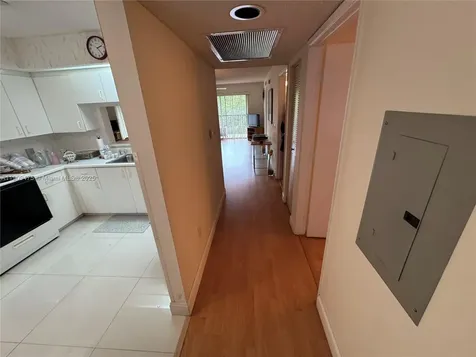 1650 SW 124th Terrace Pembroke Pines FL 33027