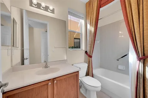 3858 W Hibiscus Street Weston FL 33332