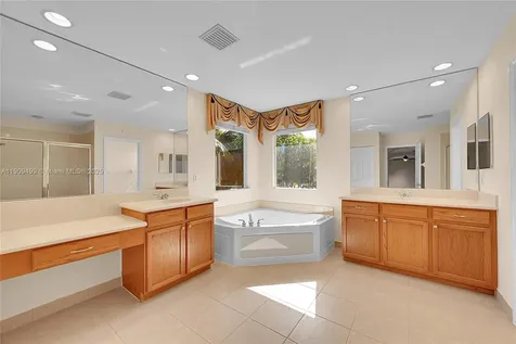 3858 W Hibiscus Street Weston FL 33332