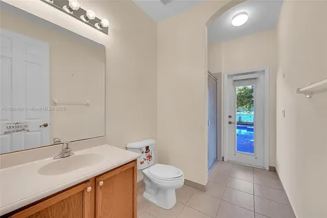 3858 W Hibiscus Street Weston FL 33332