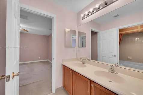 3858 W Hibiscus Street Weston FL 33332