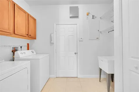 3858 W Hibiscus Street Weston FL 33332