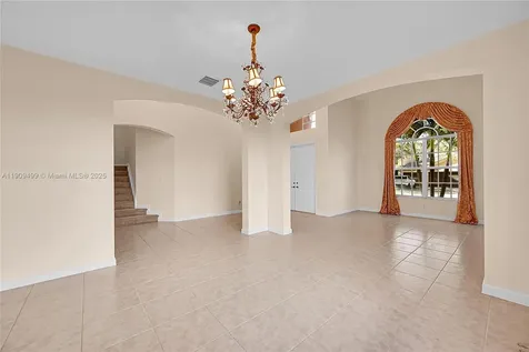 3858 W Hibiscus Street Weston FL 33332