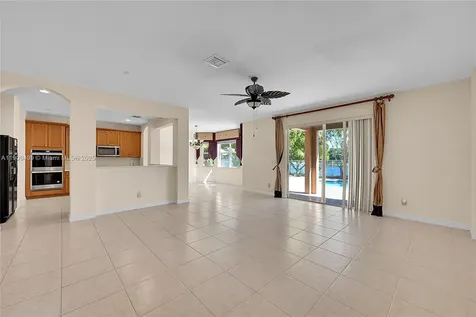 3858 W Hibiscus Street Weston FL 33332