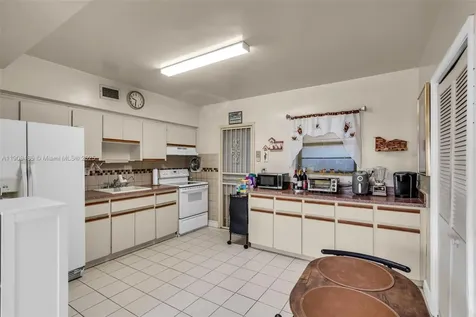 5834 SW 4th Street Miami FL 33144