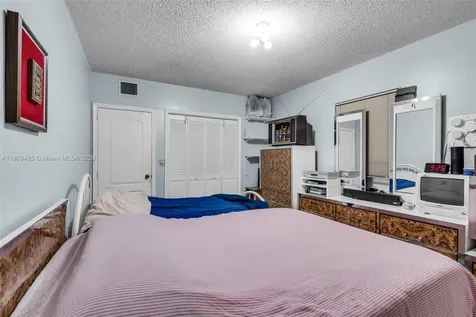 5834 SW 4th Street Miami FL 33144