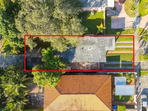 5834 SW 4th Street Miami FL 33144