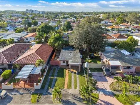 5834 SW 4th Street Miami FL 33144